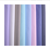 Tissu en polyester tissé pour thobe, maille fine uniforme, compatible avec la teinture par dispersion, processus de finition couleur vive