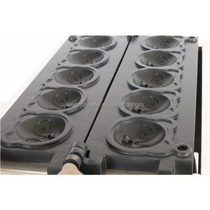 เครื่องทำหมี<span class=keywords><strong>แพนด้า</strong></span>ไฟฟ้า110V 220V รูปทรงตุ๊กตาในเชิงพาณิชย์ - Product Image 1