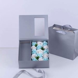 2024 Juego de regalo de caja de tarjeta de botella de flores preservadas 4 en 1 para maestros y regalos del Día de la madre - Product Image 6
