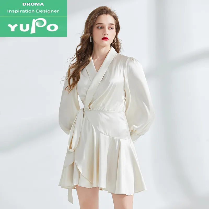 ड्रोमा 2024 स्प्रिंग नई डिजाइन साटन लेस-अप रफल्ड हेम लंबी बांह की पोशाक महिलाओं के लिए कोरियाई फैशन सफेद पोशाक