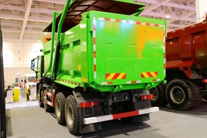 <span class=keywords><strong>Camion</strong></span> benne SINOTRUK HOHAN N6G 8X4 LHD 380HP pour l'exploitation minière - Product Image 4