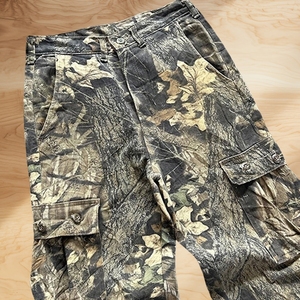 <span class=keywords><strong>Pantaloni</strong></span> <span class=keywords><strong>Cargo</strong></span> Mimetici Vintage Personalizzati da Uomo Pesanti a Gamba Larga Oversize Baggy con Stampa DTG di Albero e Chiusura con Elastico in Vita - Product Image 5
