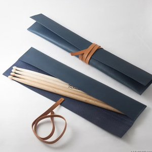 Paquete de dos baquetas con cubiertas de cuero (mismo estilo que las utilizadas en el comercio electrónico transfronterizo), bolsa de almacenamiento para baquetas - Product Image 4