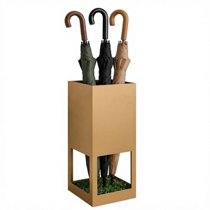 Porte-parapluie moderne en métal avec plateau de récupération d'eau, finition laiton antique, design autoportant en forme de boîte pour la décoration intérieure - Product Image 1