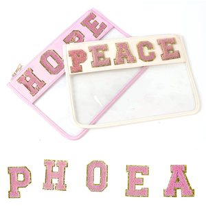Patchs en feutre non tissé chenille brodés sur mesure OEM professionnels, thermocollants, avec lettres anglaises et design 3D en forme de cœur pour chapeaux - Product Image 3