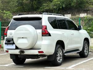 โตโยต้า ปราโด ปี 2018 เครื่องยนต์ 3.5 ลิตร เกียร์อัตโนมัติ ขับเคลื่อน 4 ล้อ รถ SUV 7 ที่นั่ง รถมือสอง ราคาถูก สำหรับส่งออก - Product Image 4