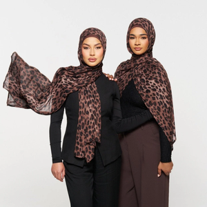 2025年特注竹モダール軽量ショール ソフトベラプリント織ビスコースレオパードプリント無地ヒジャブスカーフ - Product Image 1