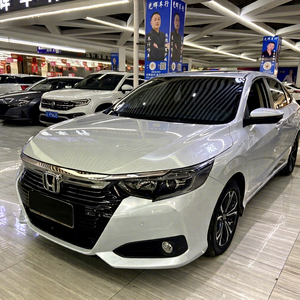 En Stock, 2022 180 Turbo Edición Deluxe 1.0T, Volante a la Izquierda, Transmisión Automática Oscura, Pintura Original de Fábrica 100%, Auto Usado - Product Image 1