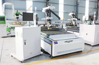 Nuevo enrutador CNC de alta calidad con cambiador automático de herramientas armario muebles Mdf banco de trabajo de adsorción al vacío enrutador ATC CNC