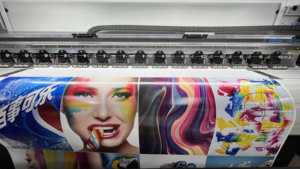 Worldcolor เครื่องพิมพ์ไวนิลขนาด1.3ม. พร้อมหัว2หัวหมึก I3200 ECO สำหรับเครื่องพิมพ์แบนเนอร์เครื่องพิมพ์อิงค์เจ็ท8สี - Product Image 5