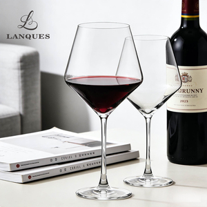 Verres à pied longs transparents bordeaux de style européen Lanques Premium, durables, capacité 680 ml, compatibles lave-vaisselle, pour la maison et les mariages - Product Image 1