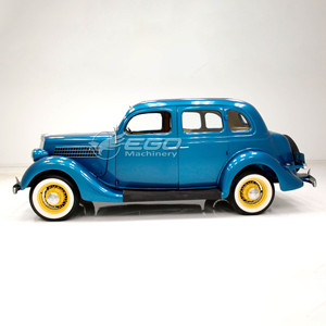 Voiture électrique vintage bleue tendance, style rétro classique, carrosserie fermée, véhicule d'exposition personnalisé pour spectacles théâtraux - Product Image 6