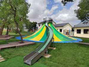 Mur d'escalade gonflable géant en forme de volcan avec toboggan, équipement de divertissement non motorisé de qualité commerciale pour aire de jeux intérieure/extérieure - Product Image 6