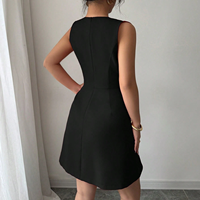 Robe Mini Élégante Été pour Femme, Coupe Trapèze Sans Manches, Col en V Profond, Motif Uni, Longueur Genou, Idéale pour les Fêtes, Vêtements de Boutique