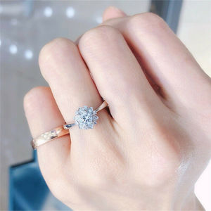 Anello da Donna F639 in Oro Bianco con Diamante Taglio Brillante Rotondo Colore D Naturale Gioiello di Fidanzamento - Product Image 3