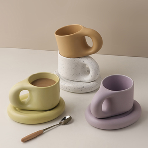 Trianglelyi — tasse à café en céramique, style nordique, ins, tasse et soucoupe, créative et idée, en céramique - Product Image 2