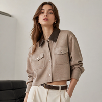 Veste Courte Femme Tendance à Revers Contrastant, 100% Polyester, Boutonnée, avec Poches Plaquées, Vêtement d'Extérieur Quotidien