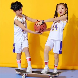 Ensemble 2 pièces OEM/ODM pour enfants : Maillot de basket <span class=keywords><strong>Lakers</strong></span> Bryant sans col en V et legging <span class=keywords><strong>James</strong></span> pour tout-petits - Product Image 2