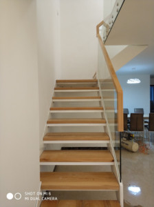<span class=keywords><strong>Escalera</strong></span> de <span class=keywords><strong>viga</strong></span> recta con Pedal de madera de nogal negro de fábrica GAOBO para Loft en el segundo piso de <span class=keywords><strong>escalera</strong></span> dúplex de acero y madera - Product Image 5