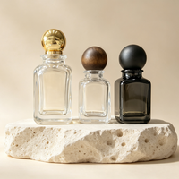 Flacon de parfum en verre ambré noir à dégradé de couleur personnalisé 30ml 50ml 100ml avec bouchon en bois, flacon pulvérisateur carré vide avec boîte