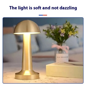 Lámpara de mesa recargable de hongo nórdico, lámpara de ambiente decorativa de Metal dorado y plateado de cobre moderno para dormitorio, sofá, batería - Product Image 3