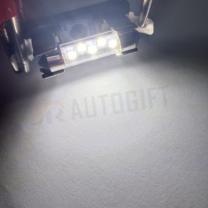 Lampe de <span class=keywords><strong>porte</strong></span> <span class=keywords><strong>intérieure</strong></span> automatique Festoon 3030 4SMD 5SMD 6SMD 12V 24V C5W Lampe de <span class=keywords><strong>porte</strong></span> de voiture élégante 31mm 36mm 39mm 41mm Style de voiture - Product Image 6