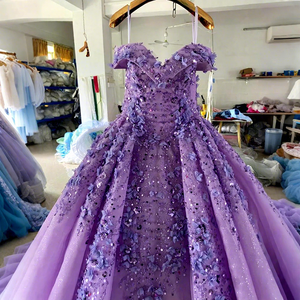 Robe de soirée longue en organza violet, style robe de bal, avec traîne chapelle, broderies florales appliquées, perles et dentelle de cristal Lsany24 - Product Image 1