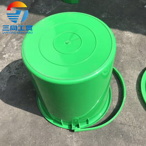 Household Kitchen Waste Bucket 10L 15L 20L With Lid And Handle Cylindrical Indoor Use Green And Gray Color - Product Image 4