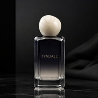 Flacon de parfum transparent de qualité supérieure 30ml 50ml 100ml vide pour l'emballage de produits de soin personnel avec un élégant bouchon en bois