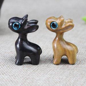 Ebony And Green Sandalwood Deer Carving <b>Keychain</b> Decorative Ornaments Eco Friendly <b>Personal</b> Gift Modern Simple Style - Product Image 3