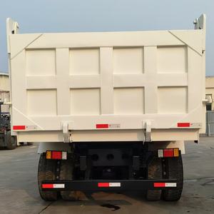 Camión Volquete HINO 700 Usado de Alto Rendimiento, 6x4, Capacidad de 31-40 Toneladas, en Oferta - Product Image 2