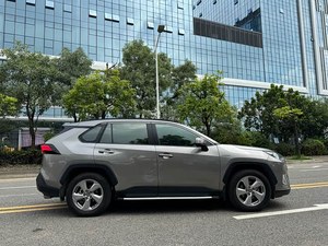 Autos Económicos en Oferta en China, <span class=keywords><strong>Toyota</strong></span> <span class=keywords><strong>RAV4</strong></span> Rongfang Híbrido Enchufable, Modelo 2021, 2.5L, 2WD, Elite Pro, Vehículo de Gasolina - Product Image 2
