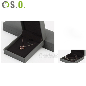Caja de Joyería Gris de Alta Gama con Logotipo Personalizado, Caja de Anillos de Papel Imitación Cuero, Caja de Joyería para Pendientes, Pulseras y Collares para Boda - Product Image 5