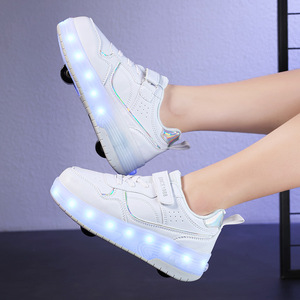 Chaussures à roulettes lumineuses pour enfants avec roues en EVA pour activités de plein air - Product Image 1