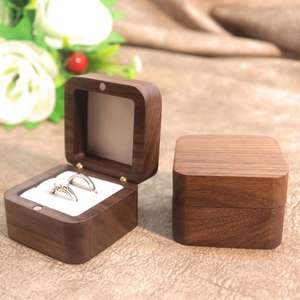 Caja de Madera Simple para Anillos de Boda, Organizador de Joyería Cuadrado para Parejas, Venta al Por Mayor - Product Image 1