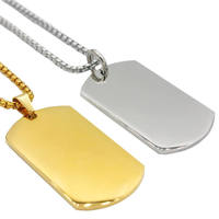 Le pendentif personnalisé Men'sTag en acier inoxydable peut être gravé