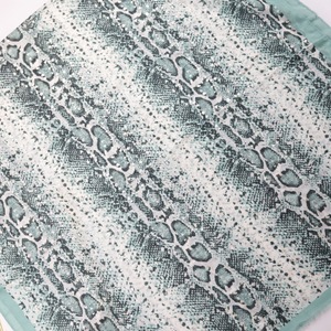 Mode serpent imprimé miroitant or paillettes écharpe <span class=keywords><strong>voile</strong></span> avec gland frange <span class=keywords><strong>lin</strong></span> tissu Long doux Hijab châle pour les femmes - Product Image 2