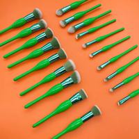 Juego de Brochas de Maquillaje Profesional YRX de 19 Piezas con Mango de Madera Verde y Pelo Sintético, con Virola de Aluminio para Aplicación de Corrector Facial