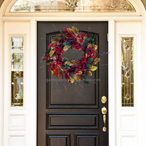 Custom 24-inch Artificial Red Berry Pine Cones <b>Wreath</b> Eco-Friendly Modern Indoor <b>Christmas</b> Decoration Ornaments <b>Front</b> <b>Door</b> - Product Image 3