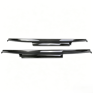 Nouvelles jupes latérales en fibre de carbone style ZE pour Nissan GT-R R35 2008-2016 – Fixation directe, finition mate et brillante, personnalisation disponible - Product Image 1