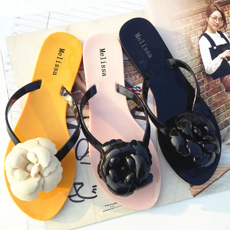 2022 Offre Spéciale dames chaussures de plage et pantoufles de mode plat camélia fleur flip flop haute qualité femmes chaussures de gelée chaussures