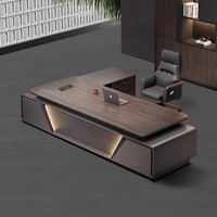 Grande Scrivania Direzionale Moderna Minimalista di Lusso in Legno di Alta Qualità con Componenti di Alta Gamma e Vernice Ecologica