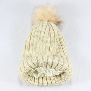 <span class=keywords><strong>Bonnet</strong></span> lisse doublé <span class=keywords><strong>de</strong></span> soie avec <span class=keywords><strong>bonnet</strong></span> <span class=keywords><strong>de</strong></span> <span class=keywords><strong>nuit</strong></span> détachable Dime pour la protection des cheveux <span class=keywords><strong>Bonnet</strong></span> d'hiver <span class=keywords><strong>Bonnet</strong></span> unisexe doublé <span class=keywords><strong>de</strong></span> satin en gros - Product Image 5