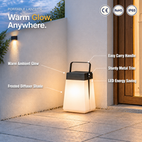 Lanterne de sol conique portable en plastique PE, lampe trapézoïdale arrondie avec acier inoxydable, style nordique pour patio et jardin