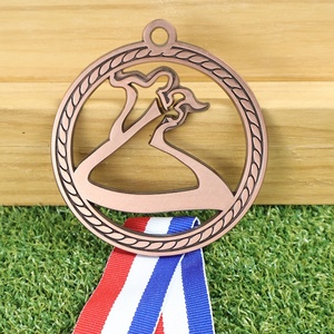 Medaglia Hockey per Primo, Secondo e Terzo Posto, Premio Universale per Competizioni Sportive, Regalo in Metallo Pressofuso con Design Cavo Personalizzabile per Giovani - Product Image 2