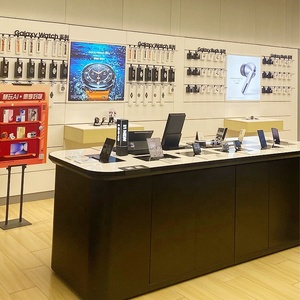 Conception intérieure personnalisée pour magasin de téléphonie mobile, comptoir de réparation de téléphones en bois, vitrine murale pour téléphones portables - Product Image 4