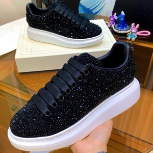 รองเท้าผ้าใบผู้หญิงคุณภาพสูงประดับเพชรเทียม แฟชั่นฤดูใบไม้ผลิ รองเท้าวิ่งลำลองแบบสวม พื้นยางกันลื่น รองเท้าผู้ชาย - Product Image 4