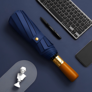 <span class=keywords><strong>Parapluie</strong></span> de <span class=keywords><strong>luxe</strong></span> de haute qualité à 3 plis, noir, résistant au vent, automatique, pour <span class=keywords><strong>homme</strong></span> d'affaires, impression de logo, <span class=keywords><strong>parapluie</strong></span> de pluie avec poignée en bois - Product Image 3