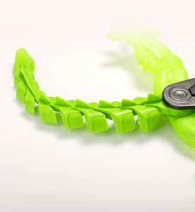 Offre Spéciale mur chenille Gecko Rechargeable télécommande <span class=keywords><strong>Robot</strong></span> enfants jouets grimpe les murs RC <span class=keywords><strong>Robot</strong></span> jouets pour garçons et filles - Product Image 4