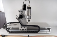 Mini-fraiseuse CNC 4 axes 3040 de bureau pour le gravure et la découpe du bois, de l'acrylique, du laiton et de l'aluminium